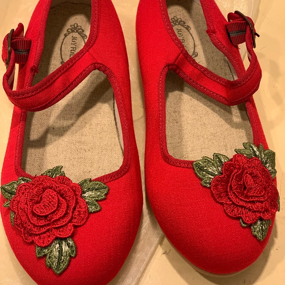 Red Joyfolie girls shoes 2Y